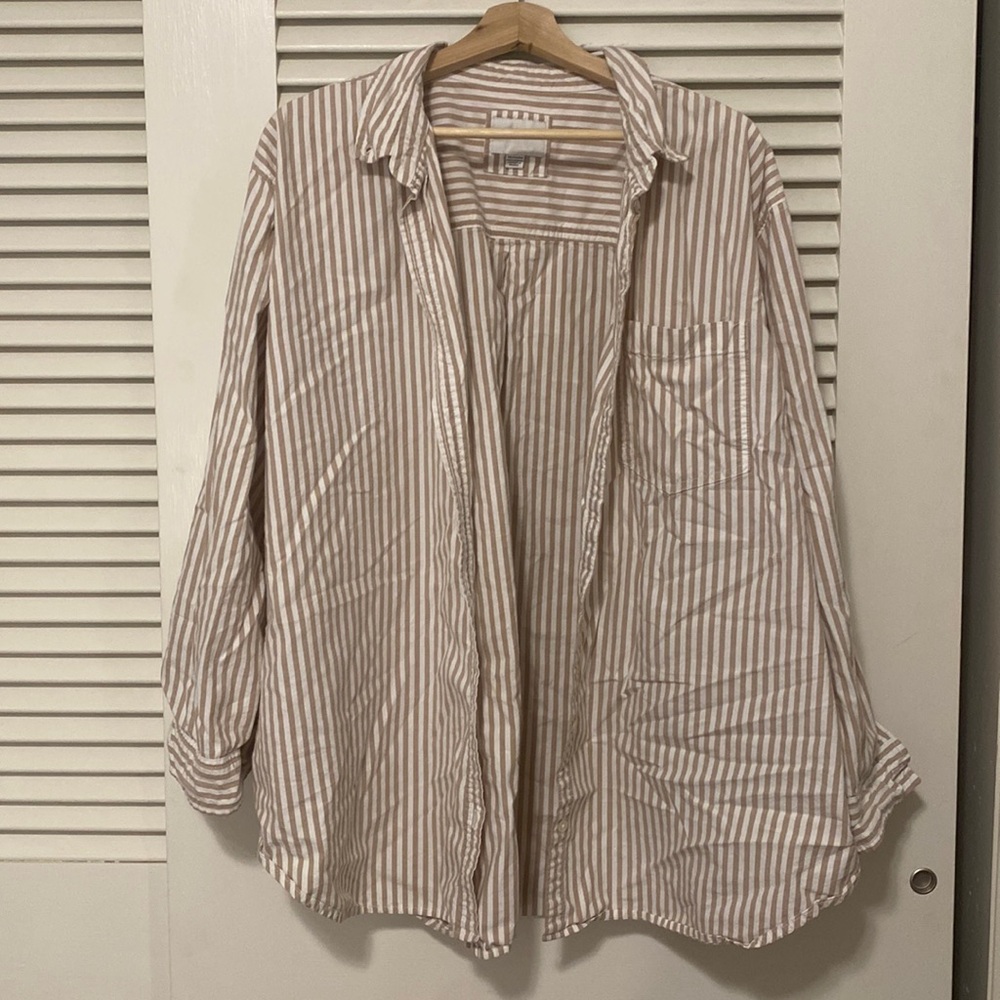 American Eagle AE Boyfriend Oversized Button Down Striped Shirt